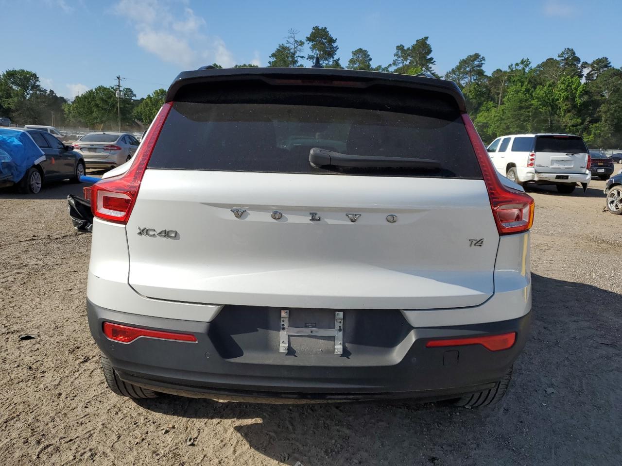 2021 Volvo Xc40 T4 R-Design VIN: YV4AC2HM3M2537869 Lot: 56687535