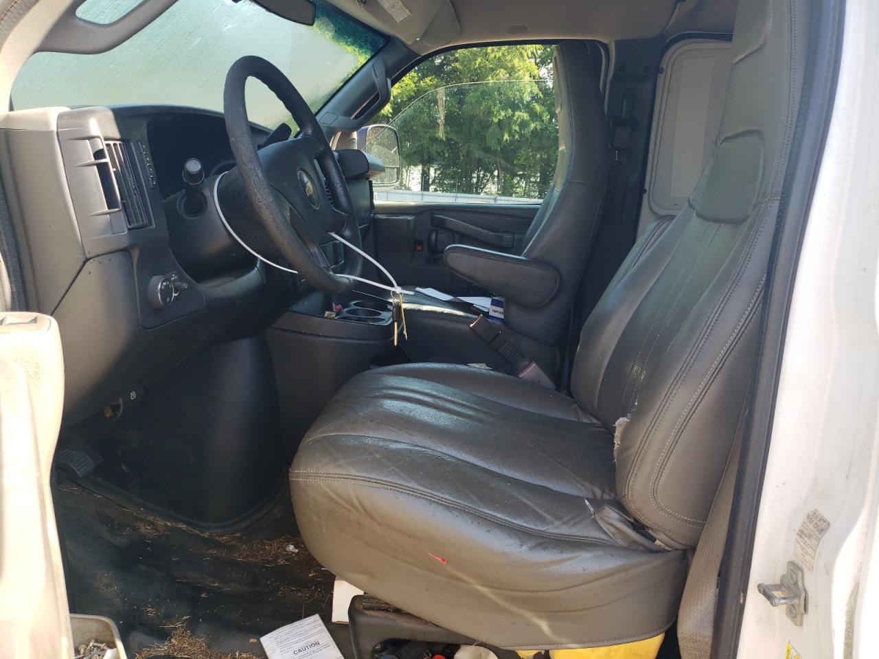 2017 Chevrolet Express G2500 VIN: 1GCWGBFF5H1115812 Lot: 56131175