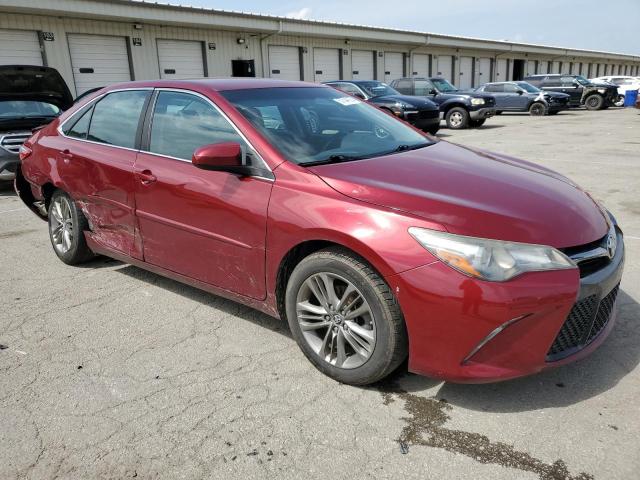  TOYOTA CAMRY 2017 Красный