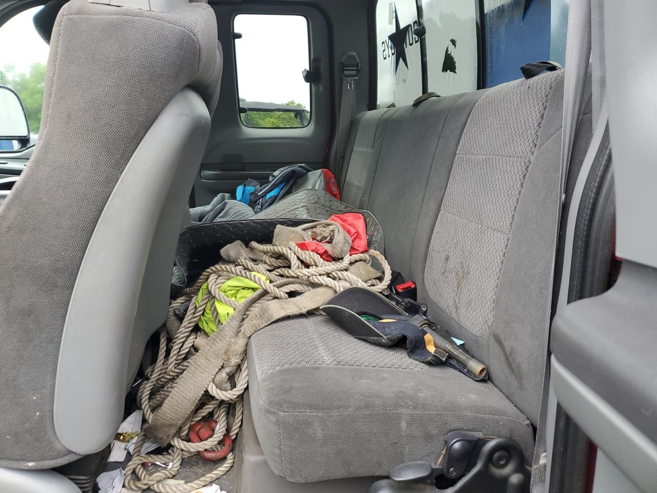 2002 Ford F250 Super Duty VIN: 1FTNX21LX2EA87031 Lot: 57559135