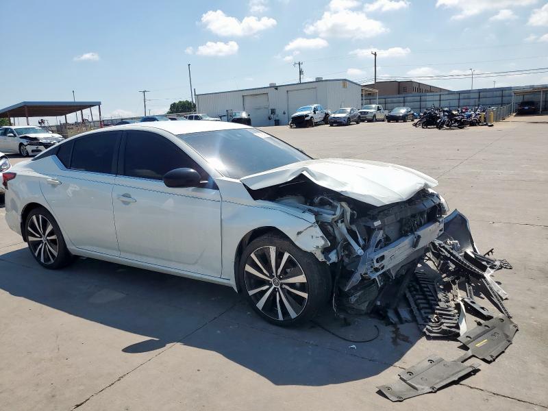  NISSAN ALTIMA 2022 Білий