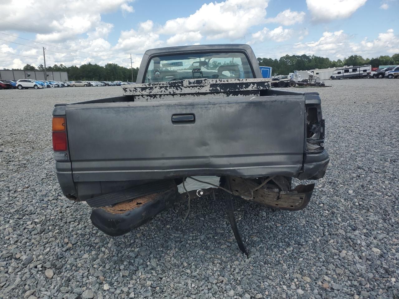 1993 Isuzu Conventional Short Bed VIN: JAACL11E7P7209863 Lot: 56330565