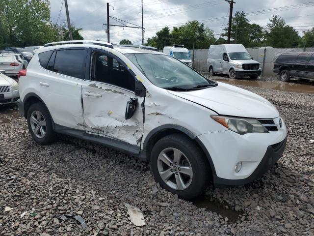  TOYOTA RAV4 2015 White