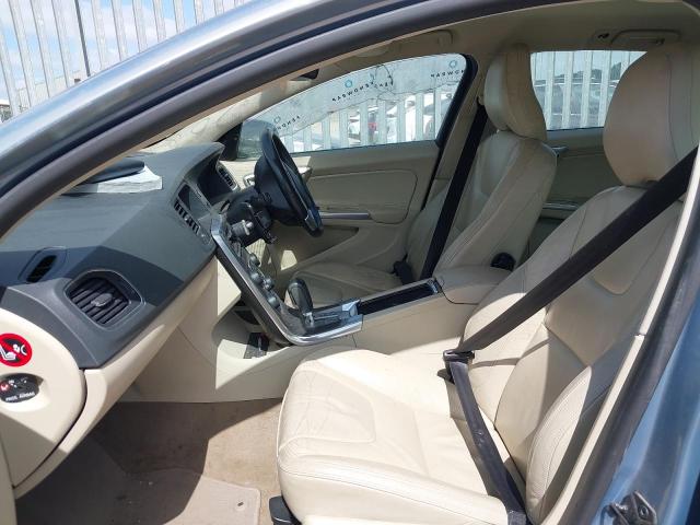2010 VOLVO V60 SE LUX