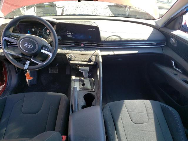  HYUNDAI ELANTRA 2024 Красный