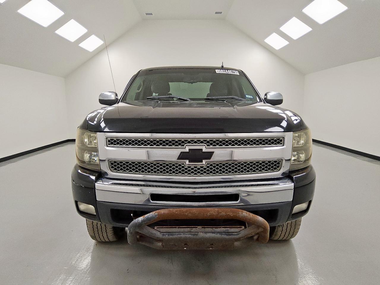 2011 Chevrolet Silverado K1500 Lt for Sale in Houston, TX - Minor Dent/Scratches