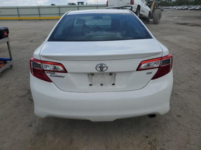 Sedans TOYOTA CAMRY 2014 White