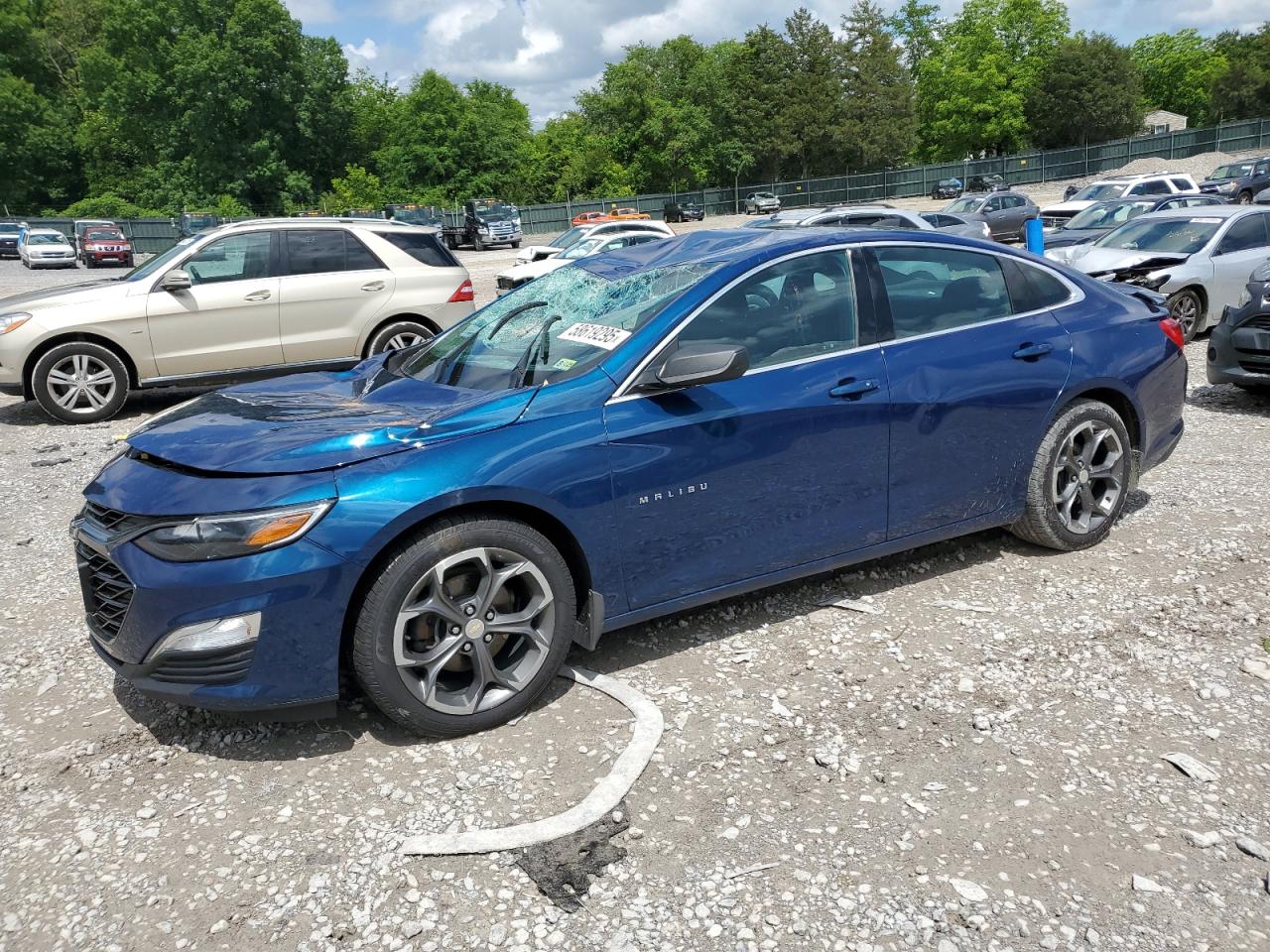 2019 Chevrolet Malibu Rs for Sale in Madisonville, TN - Top/Roof