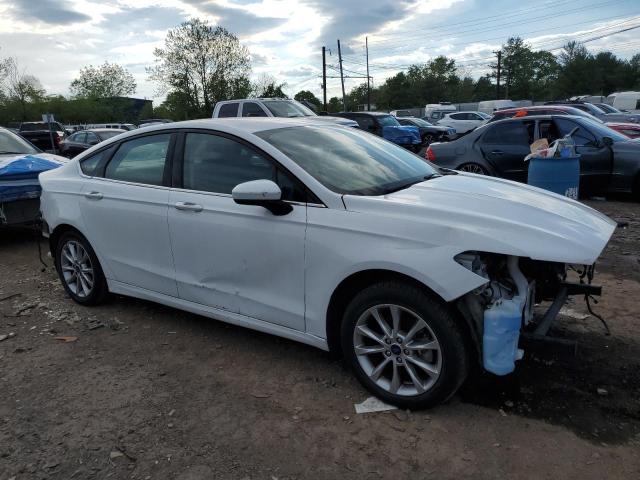 Седаны FORD FUSION 2017 Белый
