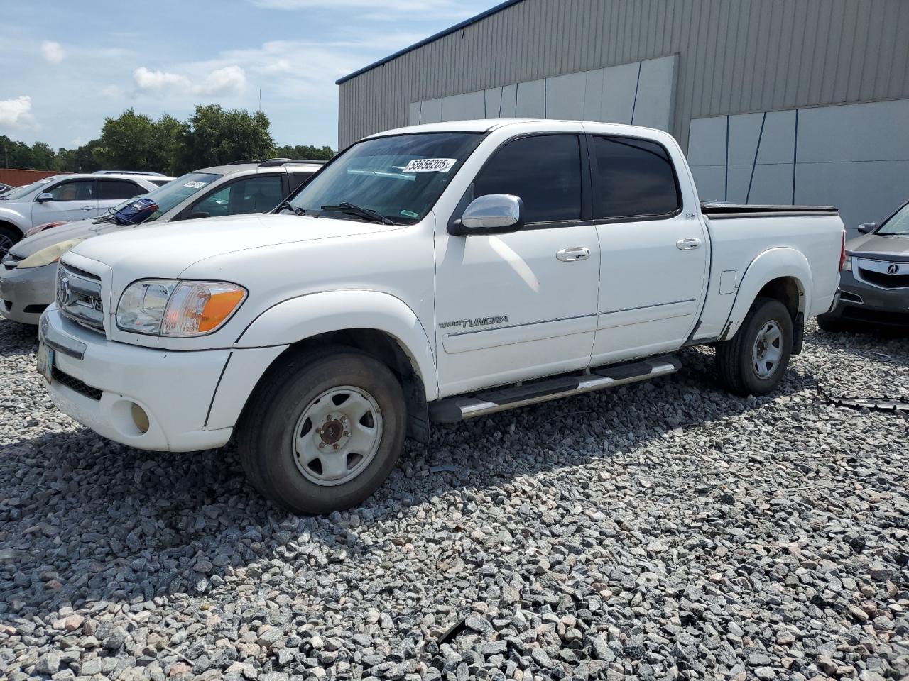 2005 Toyota Tundra Double Cab Sr5 for Sale in Apopka, FL - Minor Dent/Scratches