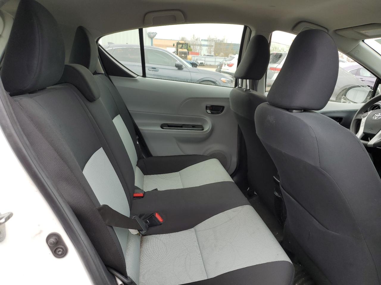 2013 Toyota Prius C VIN: JTDKDTB35D1533046 Lot: 55759445