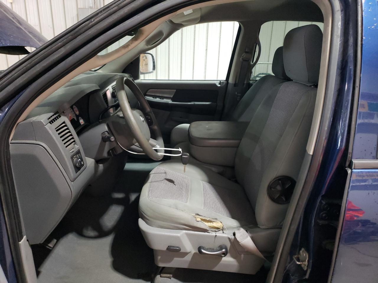 2007 Dodge Ram 1500 St VIN: 1D7HU18217J560882 Lot: 56947185