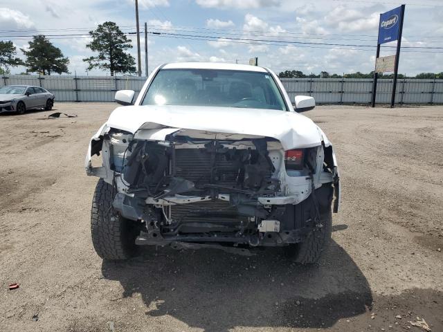  TOYOTA TACOMA 2018 Biały