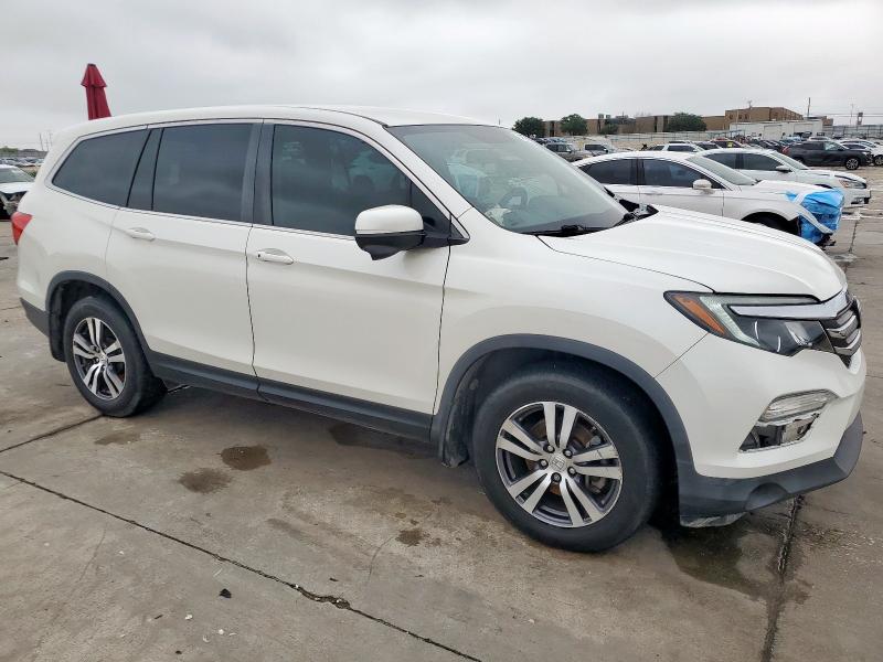  HONDA PILOT 2017 Белы