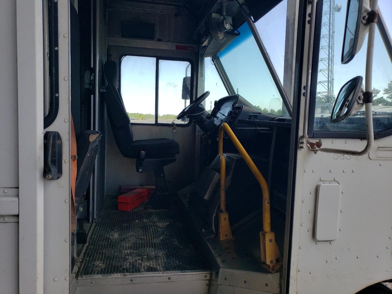2004 Ford Econoline E350 Super Duty Stripped Chassis VIN: 1FCKE39L54HA27601 Lot: 55933145