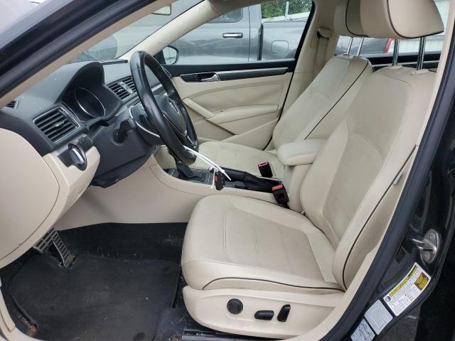  VOLKSWAGEN PASSAT 2017 Black