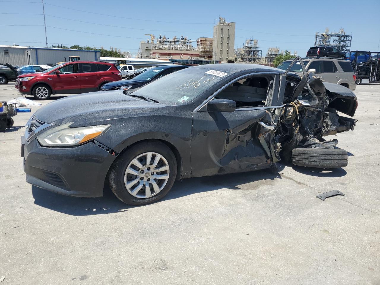 2016 Nissan Altima 2.5 for Sale in New Orleans, LA - Rear End
