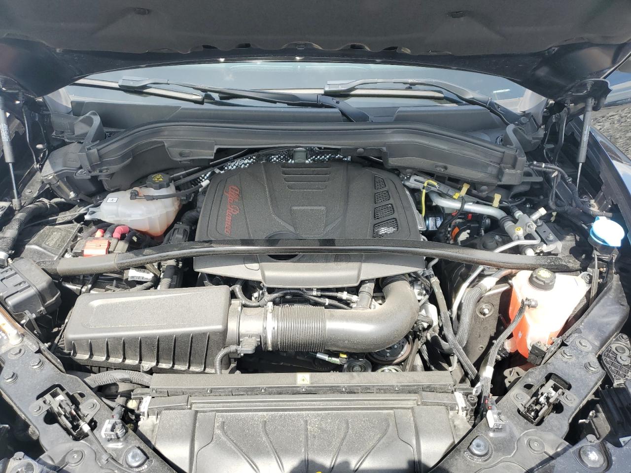 2022 Alfa Romeo Stelvio Ti VIN: ZASPAKBN2N7D24671 Lot: 55690935