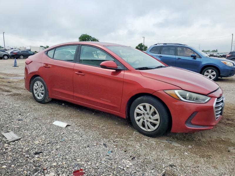  HYUNDAI ELANTRA 2017 Красный