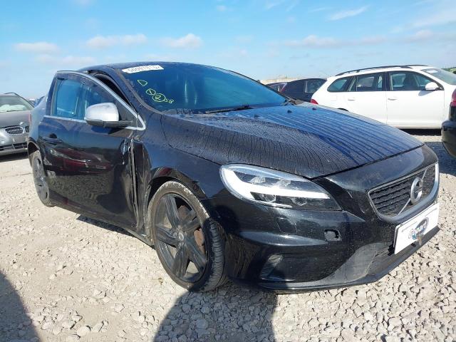 2017 VOLVO V40 R-DESI