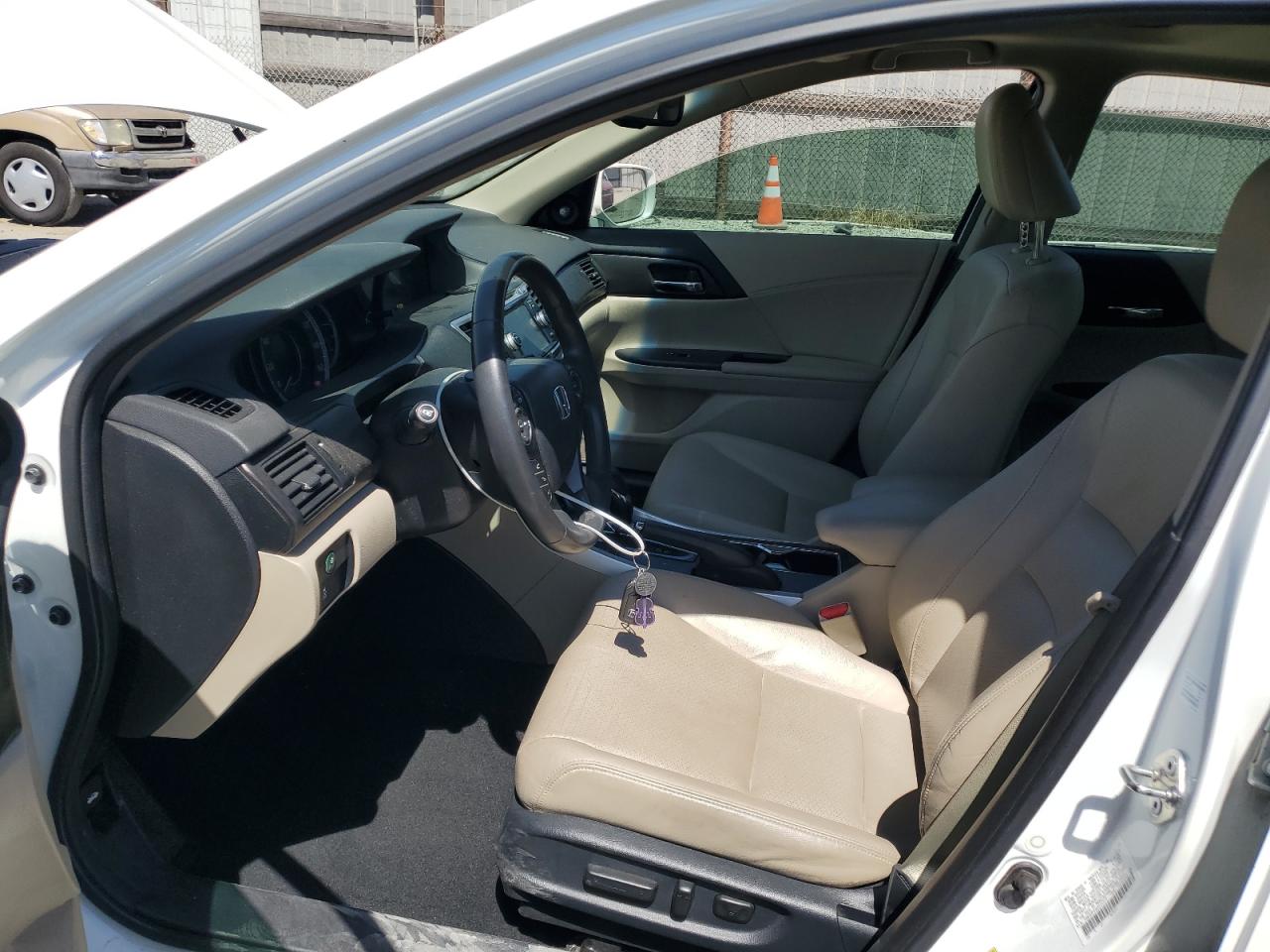 2013 Honda Accord Exl VIN: 1HGCR3F84DA022313 Lot: 57030255
