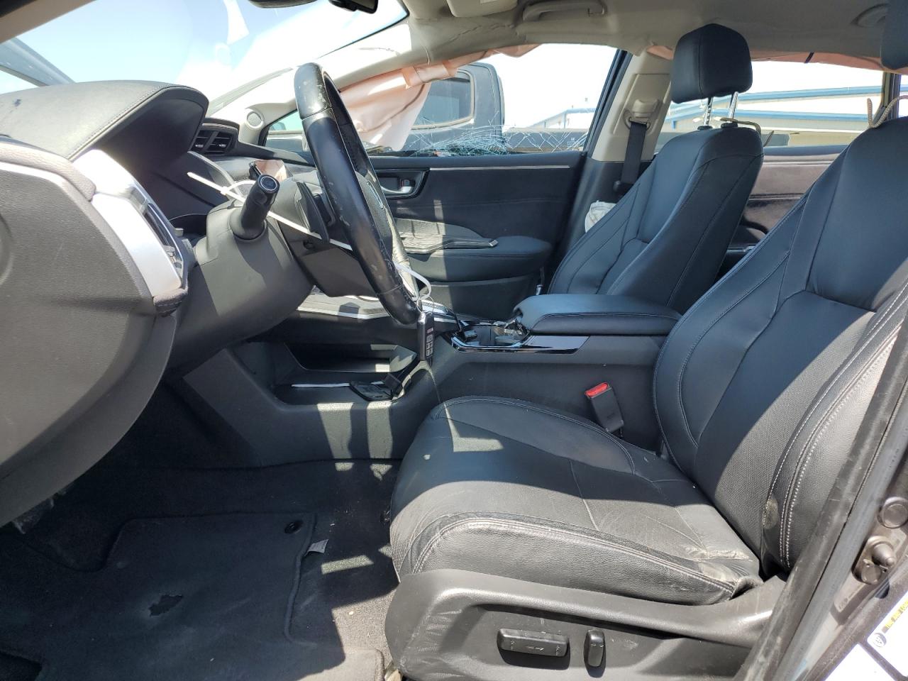 2018 Honda Clarity Touring VIN: JHMZC5F36JC014495 Lot: 56139675
