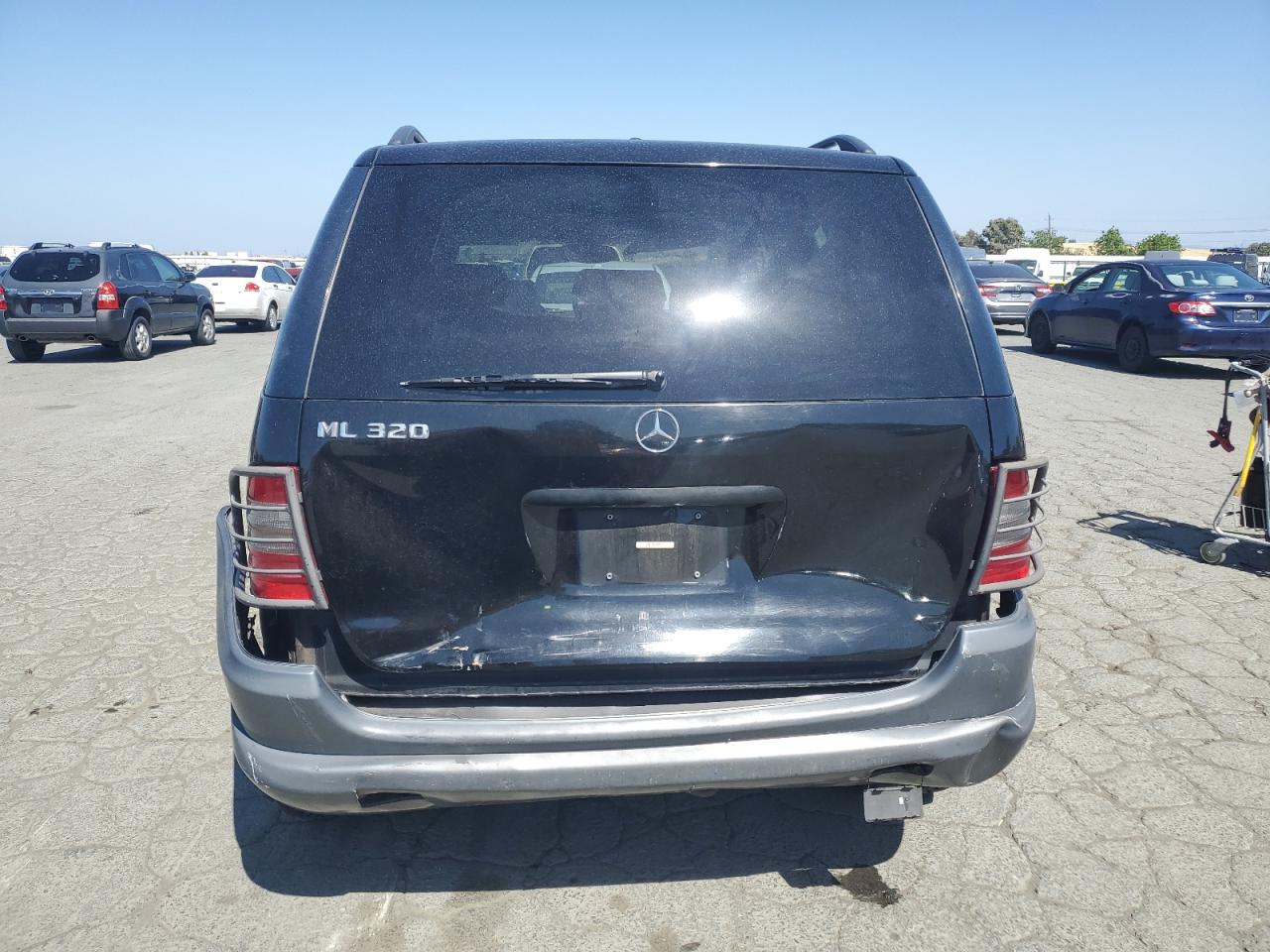 1998 Mercedes-Benz Ml 320 VIN: 4JGAB54E9WA012082 Lot: 55592125