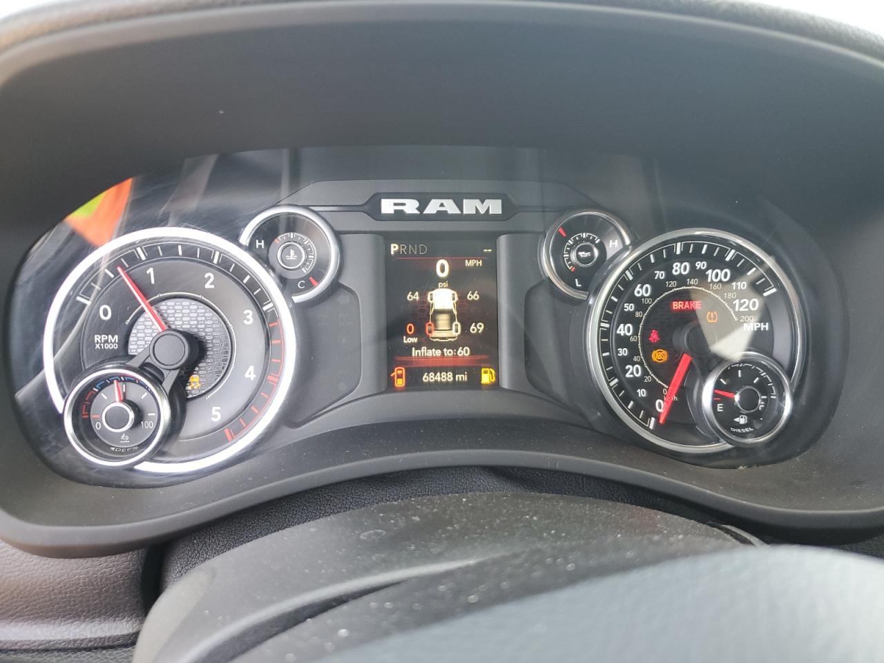 2021 RAM 2500 - Image 9