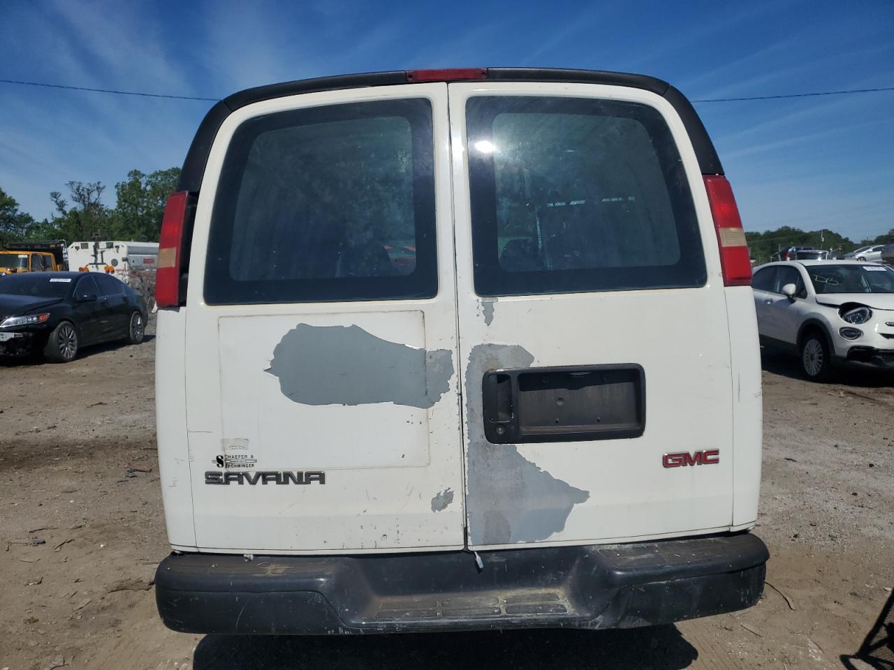 2004 GMC Savana G1500 VIN: 1GTFG15X941190303 Lot: 57492655