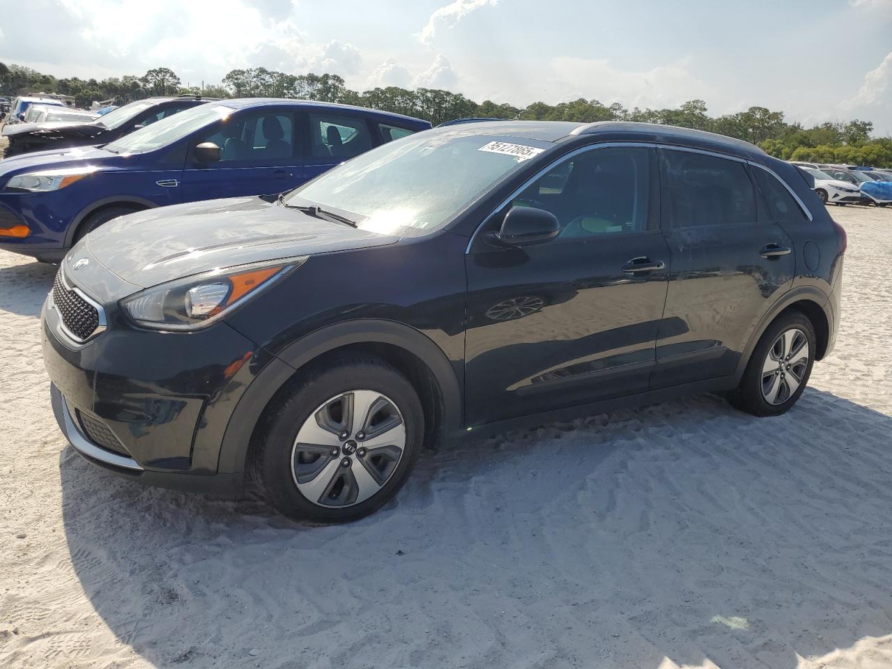 2019 Kia Niro Fe zu verkaufen in Fort Pierce, FL - Water/Flood