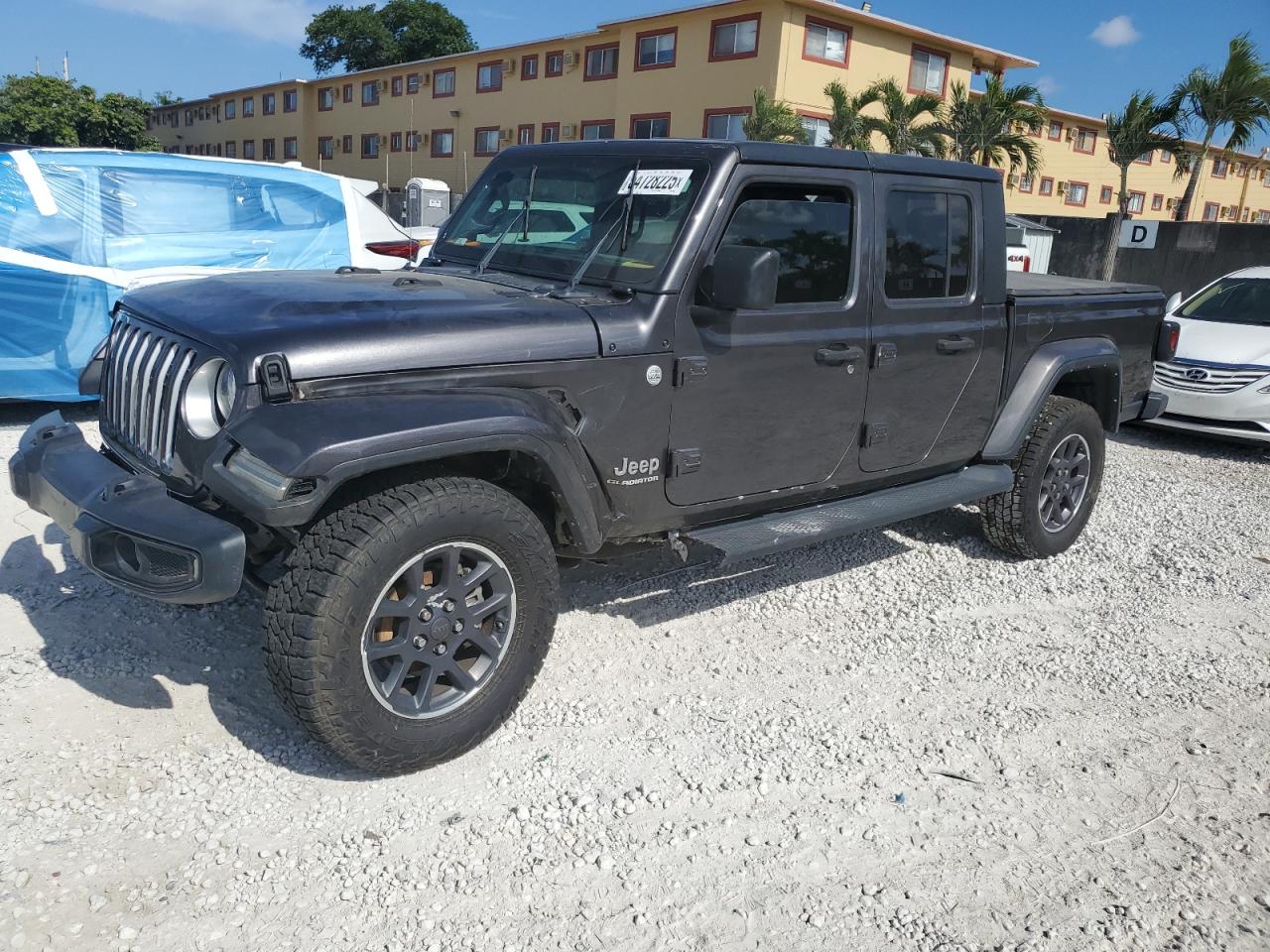 2021 Jeep Gladiator Overland for Sale in Opa Locka, FL - Front End