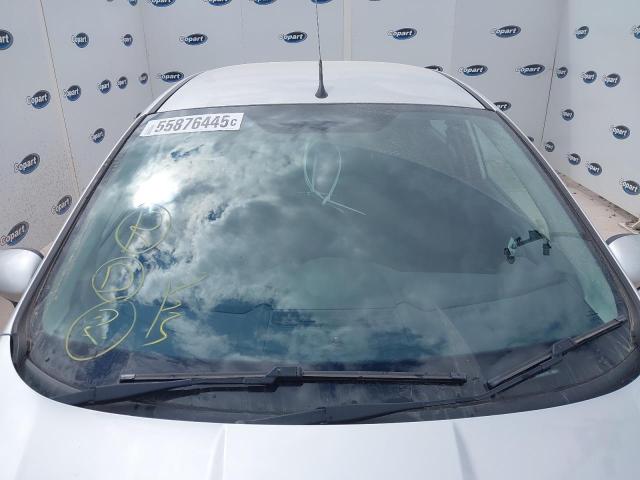 2015 FORD FIESTA ZET