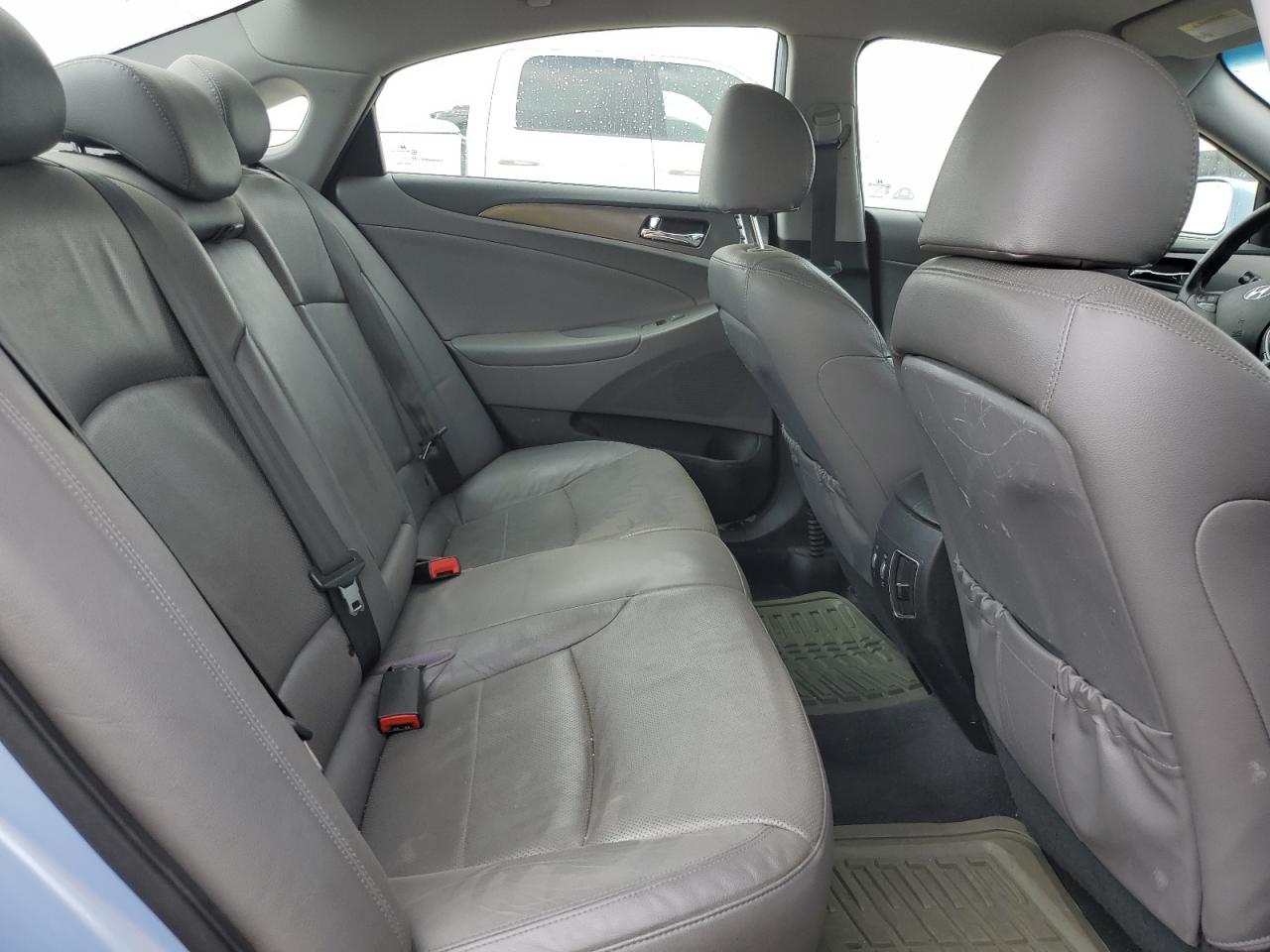 2013 Hyundai Sonata Hybrid VIN: KMHEC4A44DA090996 Lot: 56651375