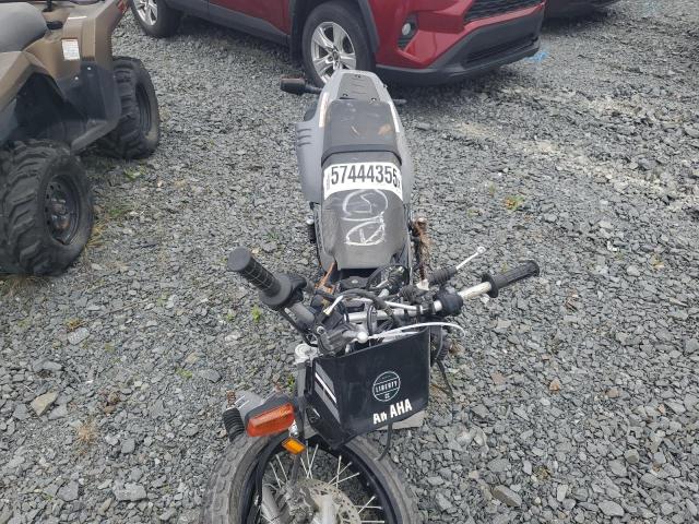 2023 YAMAHA TW200   