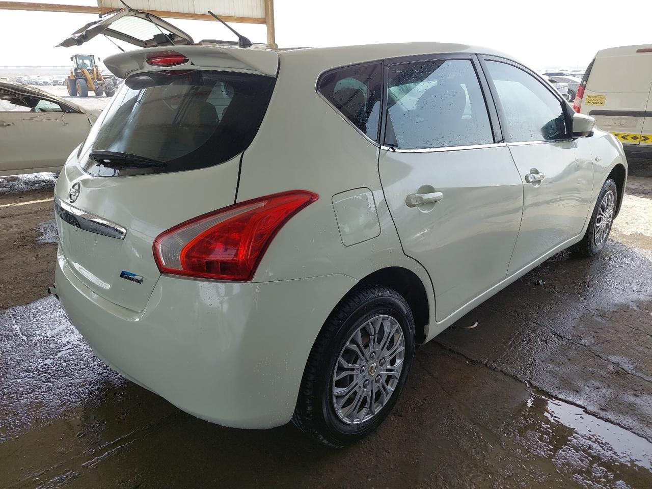 MNTBC2C94G6008804 - 2016 Nissan Tiida - #58644885