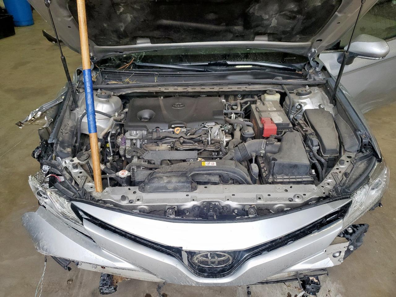 2018 Toyota Camry L VIN: 4T1B11HK3JU009136 Lot: 58632575