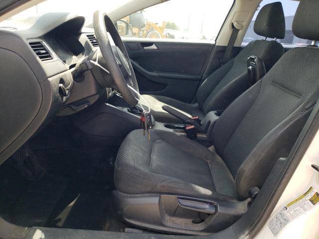 Sedans VOLKSWAGEN JETTA 2014 Biały