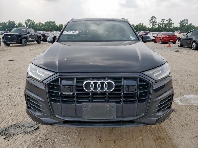  AUDI Q7 2021 Black