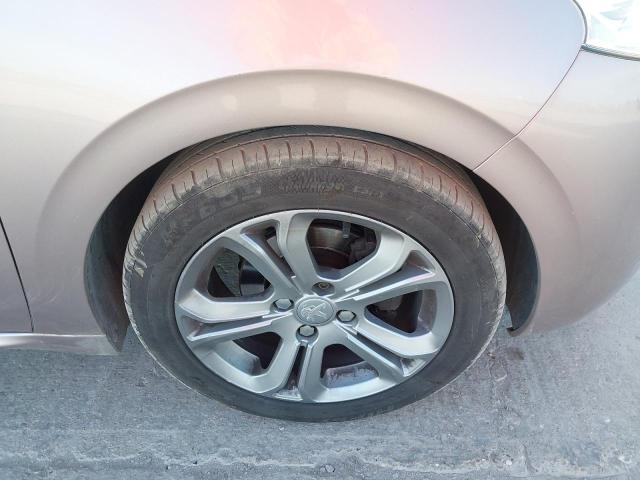 2014 PEUGEOT 208 ALLURE