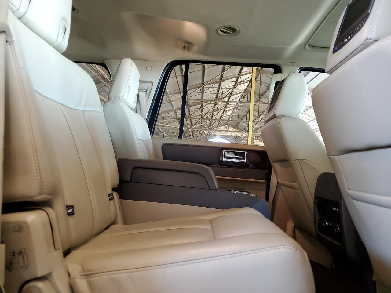 2015 Lincoln Navigator VIN: 5LMJJ2JT4FEJ00936 Lot: 56336775