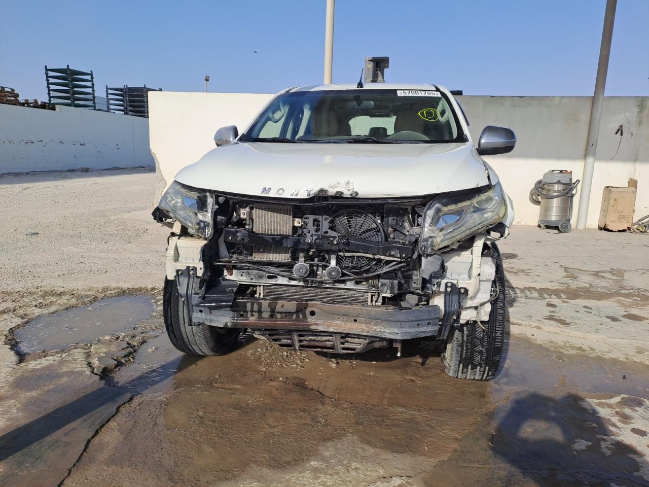 MMEMC71X1GH021879 - 2017 Mitsubishi Montero - #57001785