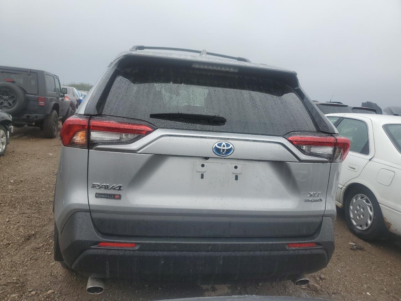 2024 Toyota Rav4 Xle VIN: 2T3RWRFV8RW203739 Lot: 54931405