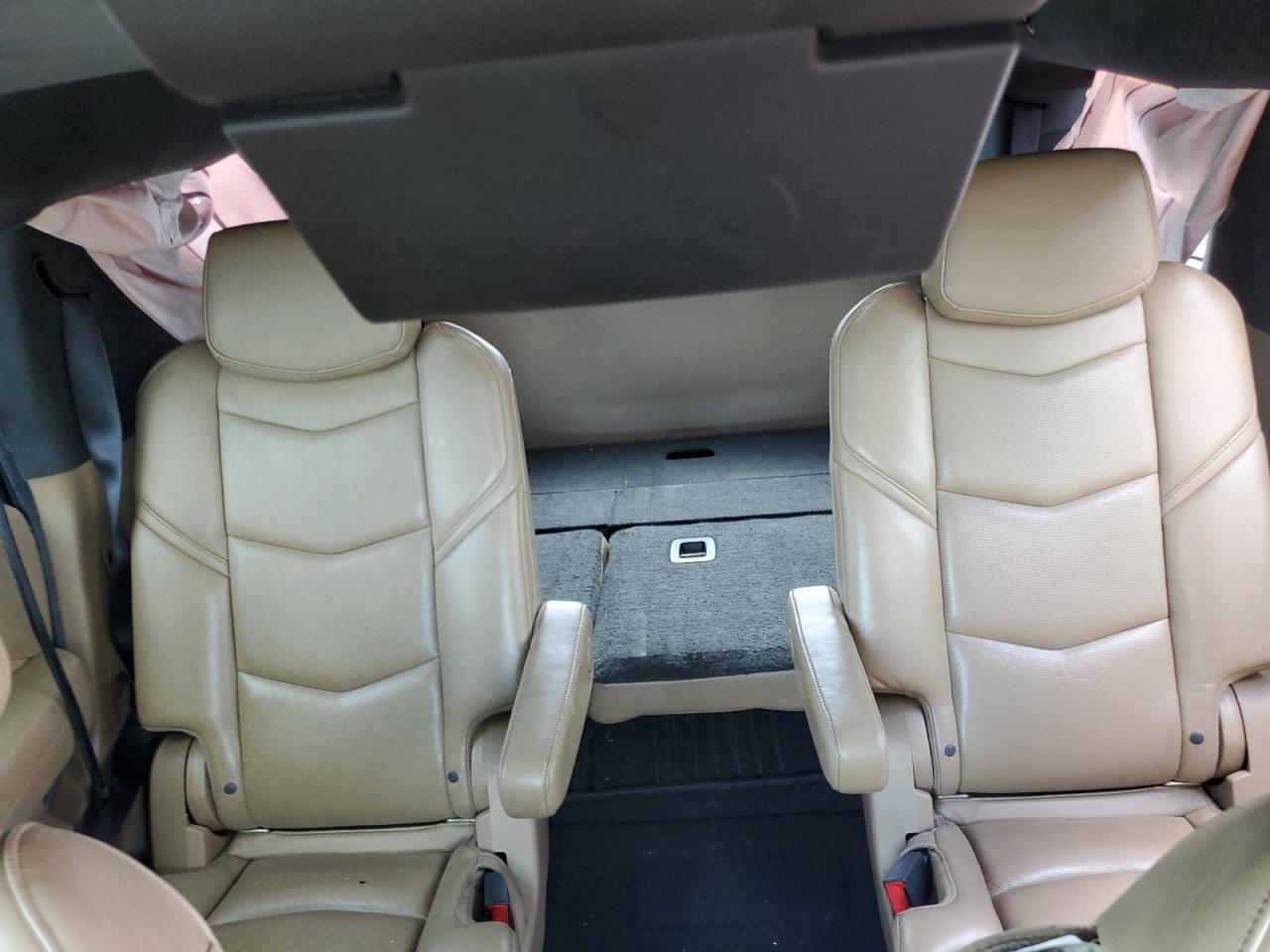 2019 Cadillac Escalade Platinum VIN: 1GYS4DKJ0KR299346 Lot: 58545065