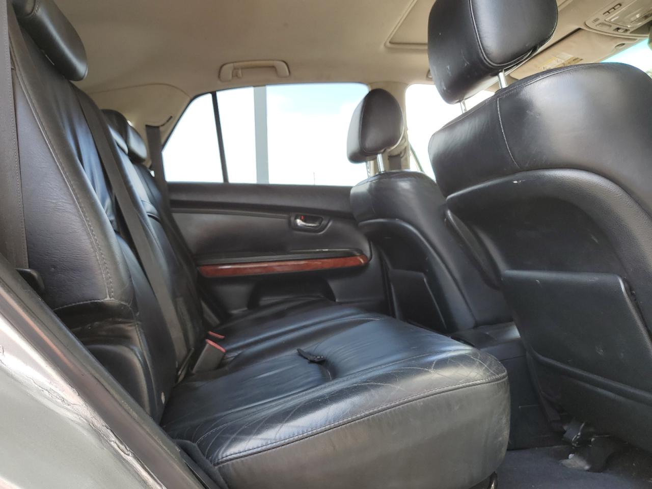 2005 Lexus Rx 330 VIN: JTJGA31U750045892 Lot: 56929835