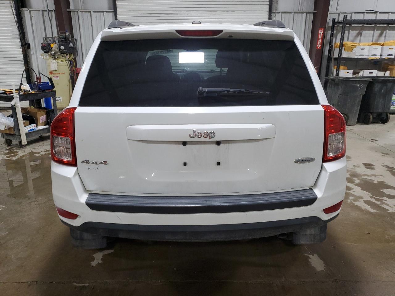 2012 Jeep Compass Latitude VIN: 1C4NJDEB2CD638591 Lot: 56476185