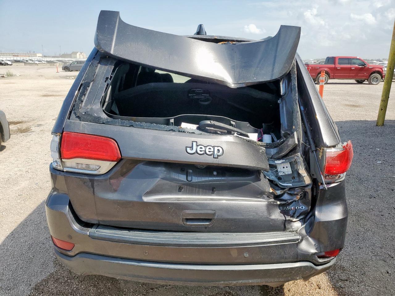 2018 Jeep Grand Cherokee Laredo VIN: 1C4RJEAG6JC438471 Lot: 57549855