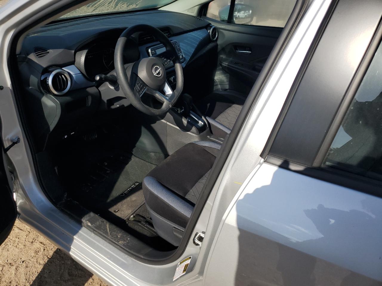 2025 Nissan Versa Sv VIN: 3N1CN8EV4SL812069 Lot: 55914995