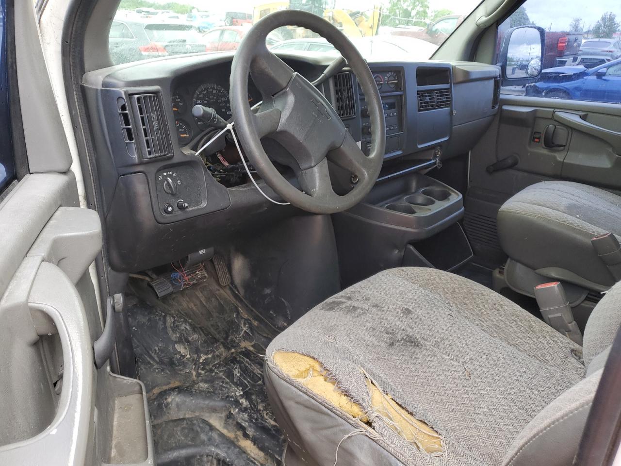 2004 Chevrolet Express G3500 VIN: 1GCHG35UX4115858 Lot: 57835565