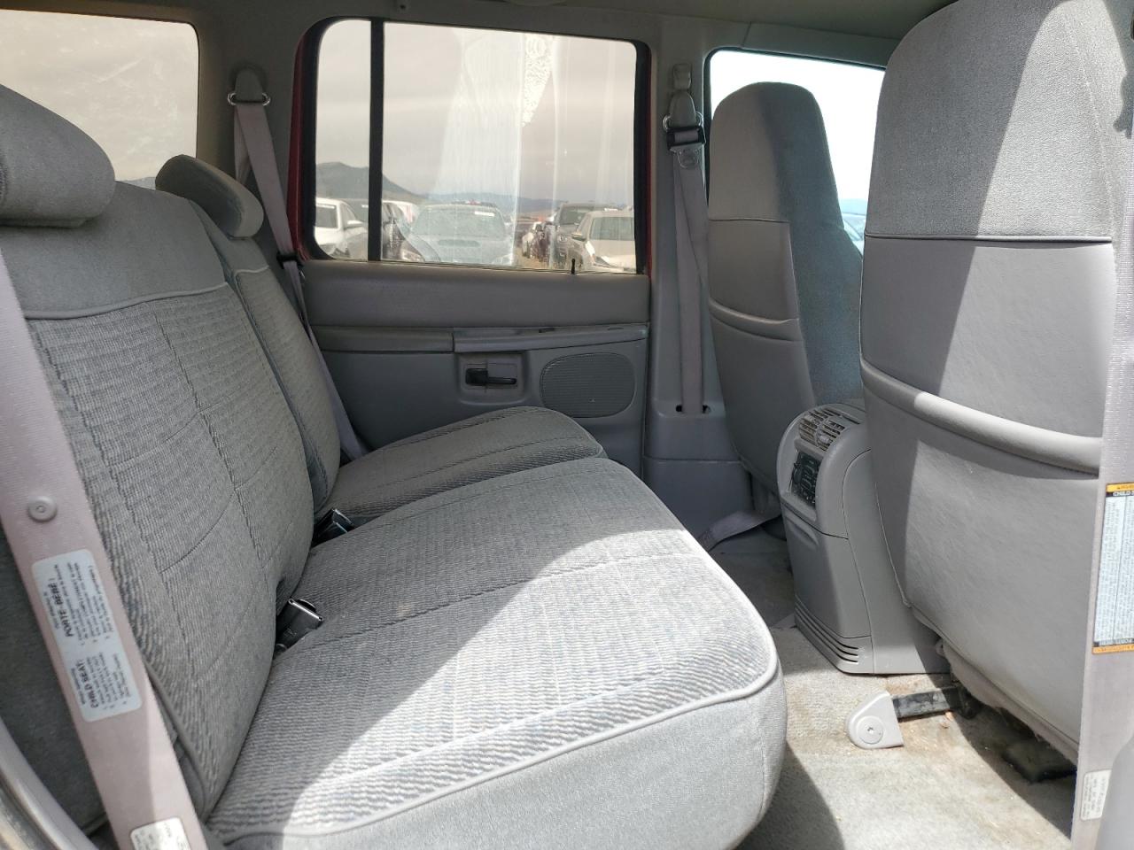 1996 Ford Explorer VIN: 1FMDU34X2TUB34449 Lot: 56263505