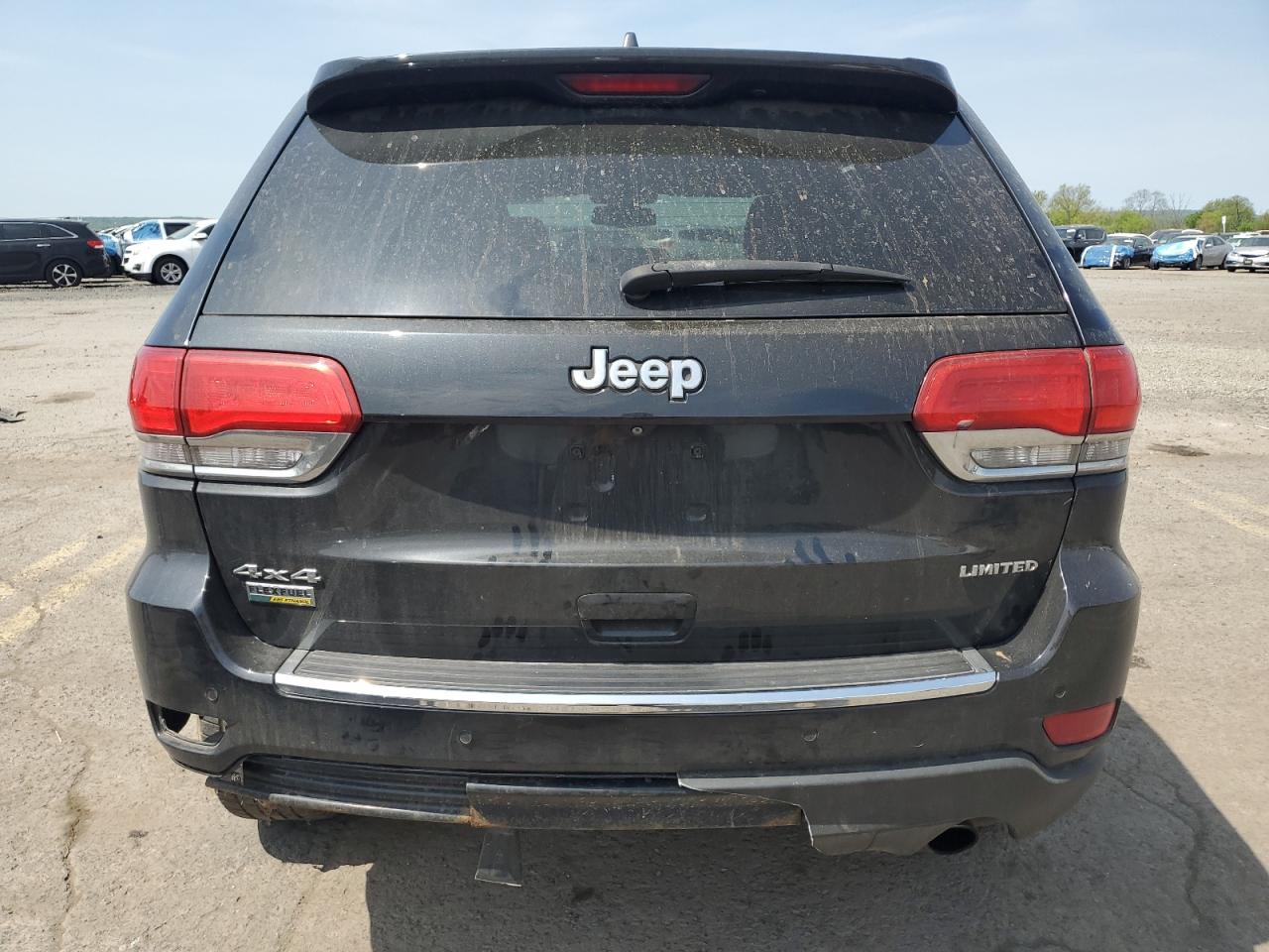 2015 Jeep Grand Cherokee Limited VIN: 1C4RJFBG8FC672736 Lot: 55495555